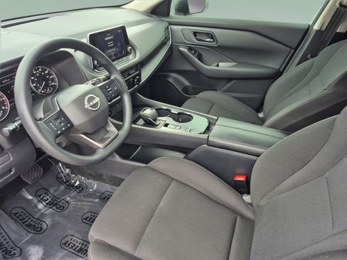Certified 2025 Nissan Rogue S FWD image 19