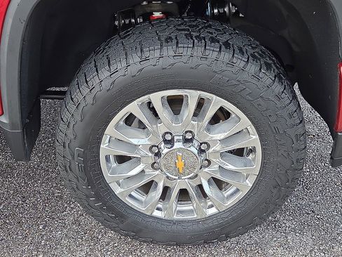 Used 2022 Chevrolet Silverado 2500 High Country w/ LPO, Hitch Package AWD/4WD image 7