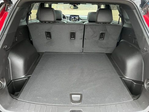 Used 2023 Chevrolet Blazer RS w/ Enhanced Convenience Package image 21