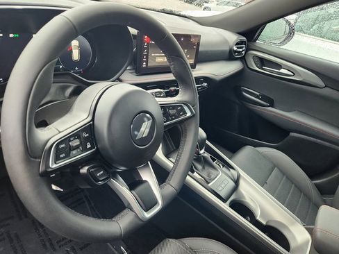 Used 2024 Dodge Hornet GT w/ Cold Weather Group image 12