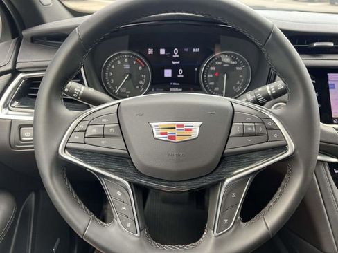 Certified 2025 Cadillac XT5 Premium Luxury w/ Technology Package AWD/4WD image 20