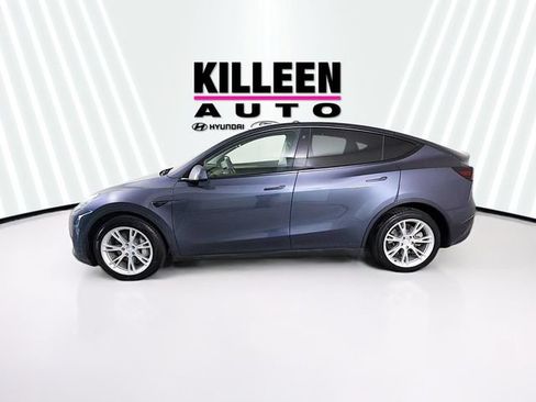 Used 2023 Tesla Model Y AWD image 4