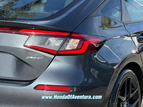 Certified 2025 Honda Civic Sport image 6