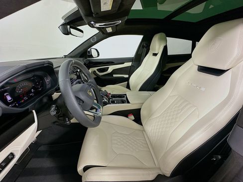 Used 2024 Lamborghini Urus S AWD/4WD image 35