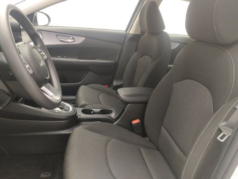 Used 2022 Kia Forte Sedan FWD image 17