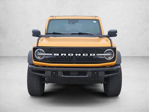 Used 2022 Ford Bronco Wildtrak image 2