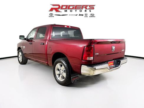 Used 2022 RAM 1500 Classic SLT AWD/4WD image 6