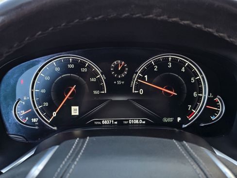 Used 2019 BMW 750i w/ Executive Package image 13