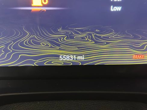 Used 2023 Jeep Grand Cherokee L Altitude image 5