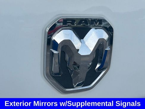 Used 2024 RAM 2500 Big Horn image 24