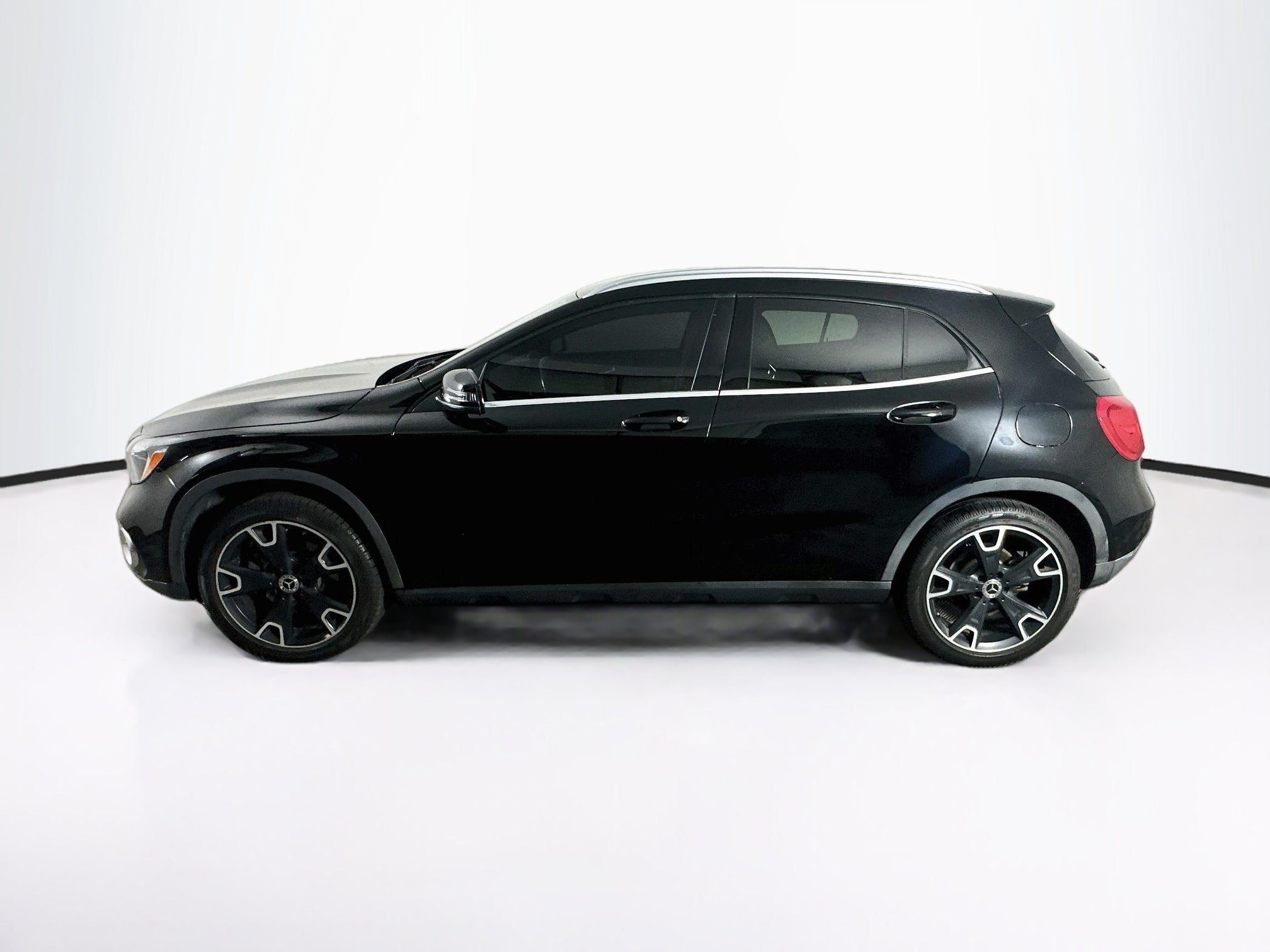 Used 2020 Mercedes-Benz GLA 250 image 4