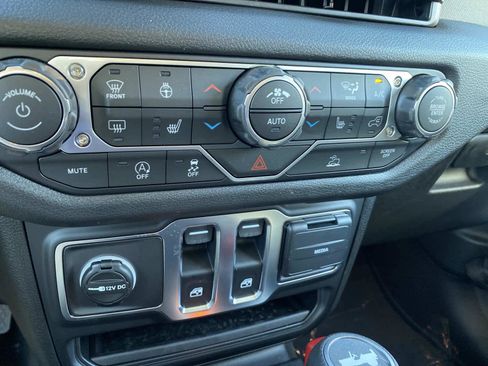 New 2026 Jeep Wrangler Sport S image 10