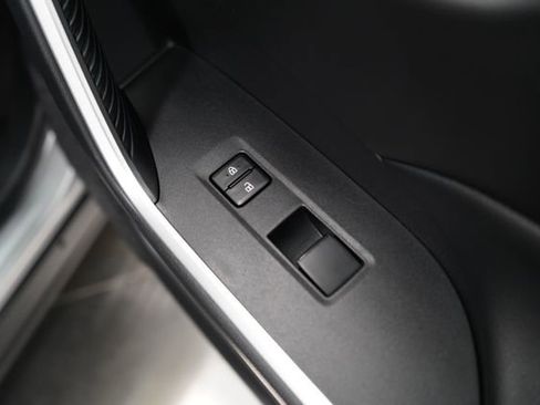 Used 2022 Toyota RAV4 LE image 61