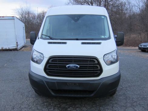 Used 2019 Ford Transit 150 XL image 7