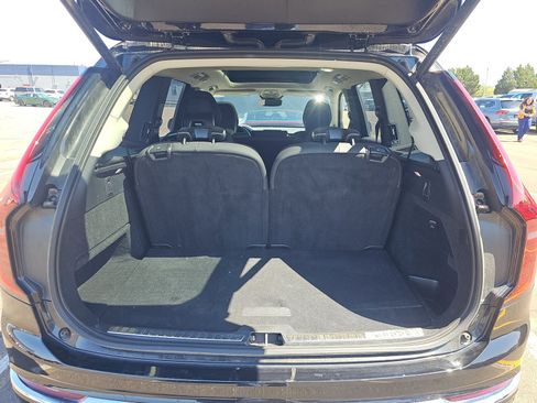 Used 2025 Volvo XC90 B6 Plus AWD/4WD image 9