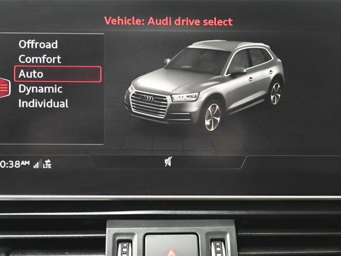 Used 2018 Audi SQ5 Prestige image 27