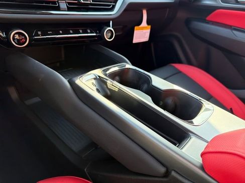 New 2026 Chevrolet Equinox EV RS image 29