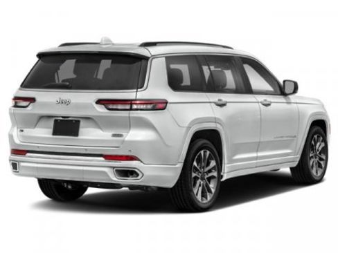Used 2021 Jeep Grand Cherokee L Overland w/ Luxury Tech Group IV AWD/4WD image 5