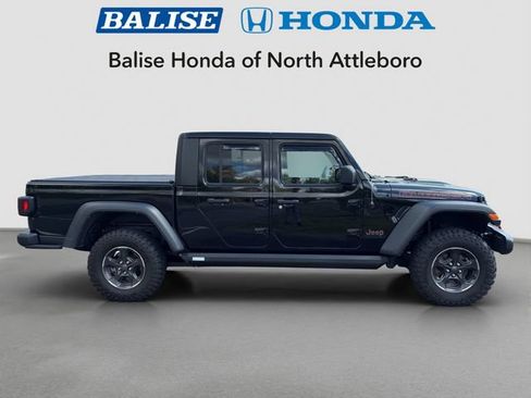 Used 2023 Jeep Gladiator Rubicon w/ Trailer Tow Package AWD/4WD image 5