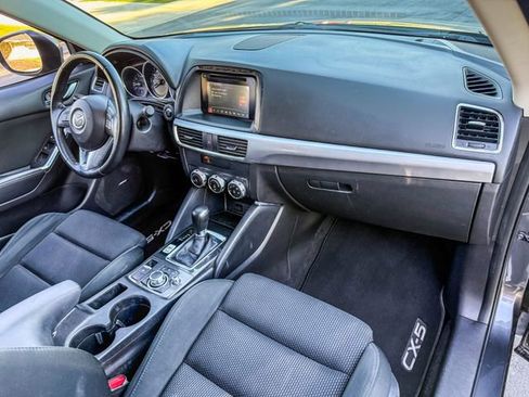 Used 2016 MAZDA CX-5 Touring w/ Bose/Moonroof Package image 10