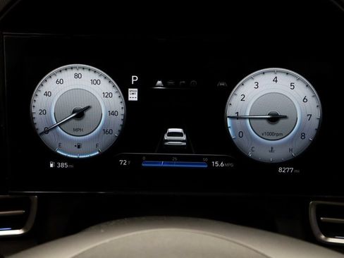 Used 2025 Hyundai Elantra SEL FWD image 27