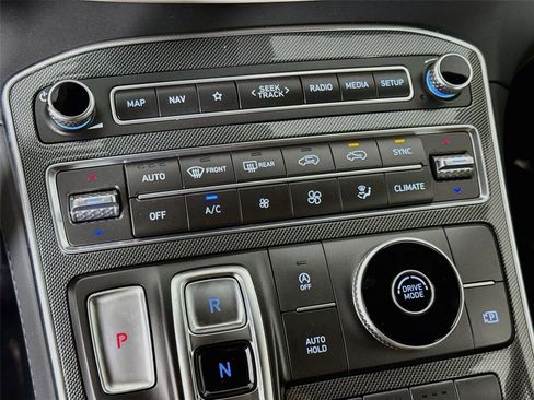 Used 2023 Hyundai Santa Fe SEL w/ Premium Package FWD image 19