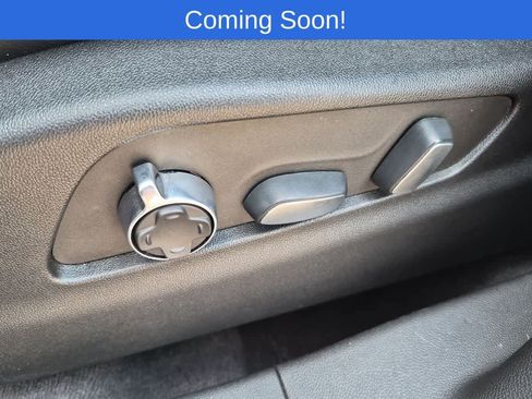 Used 2023 Cadillac XT4 Sport w/ Cold Weather Package AWD/4WD image 17