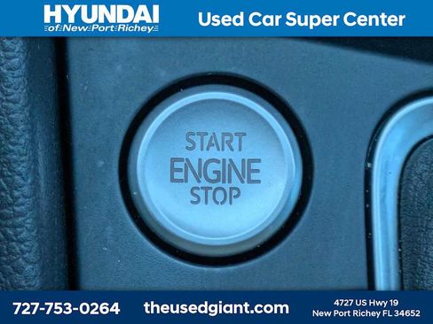 Used 2025 Volkswagen Jetta SE image 36