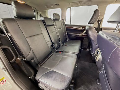 Used 2017 Lexus GX 460 460 image 26