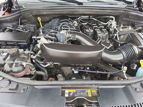 Used 2024 Dodge Durango GT image 18