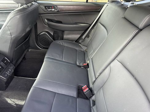 Used 2019 Subaru Outback 3.6R Limited image 10