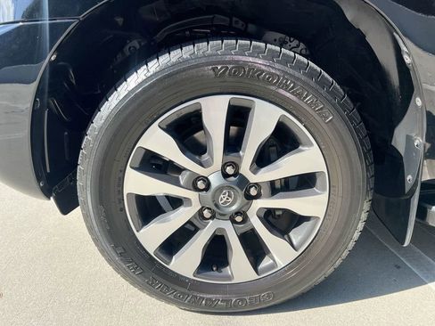 Used 2020 Toyota Sequoia Limited w/ Safety & Convenience Package image 9