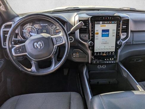Used 2024 RAM 2500 Big Horn w/ Night Edition AWD/4WD image 11