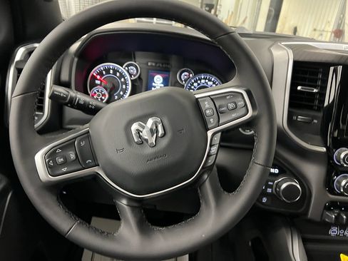 New 2026 RAM 1500 Big Horn AWD/4WD image 12