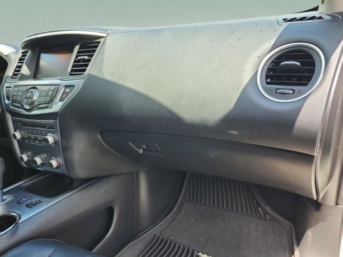 Used 2017 Nissan Pathfinder SL w/ SL Tech Package FWD image 19
