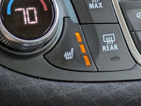 Used 2025 Chevrolet Malibu LT image 21