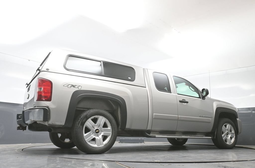 Used 2008 Chevrolet Silverado 1500 LT w/ All Star Edition AWD/4WD image 45