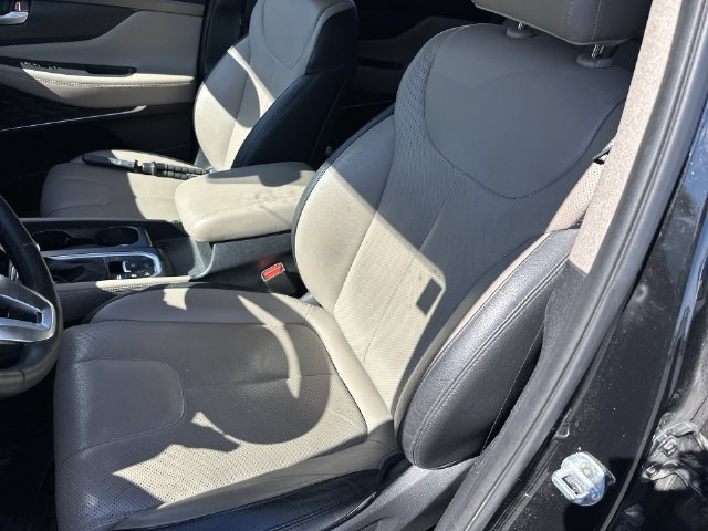 Used 2020 Hyundai Santa Fe Limited AWD/4WD image 16