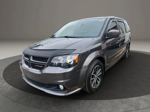 Used 2016 Dodge Grand Caravan R/T FWD image 1