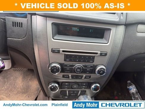 Used 2011 Ford Fusion SE FWD image 18