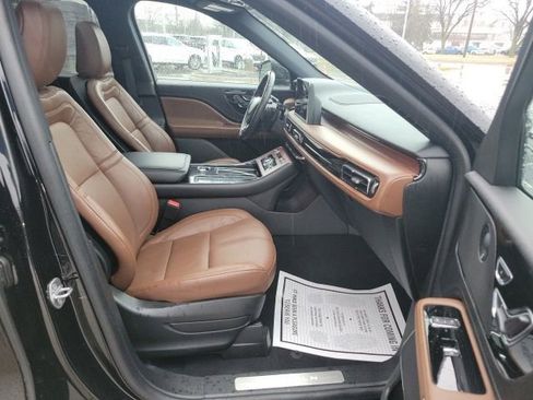 Certified 2023 Lincoln Aviator Reserve w/ Equipment Group 201A image 29