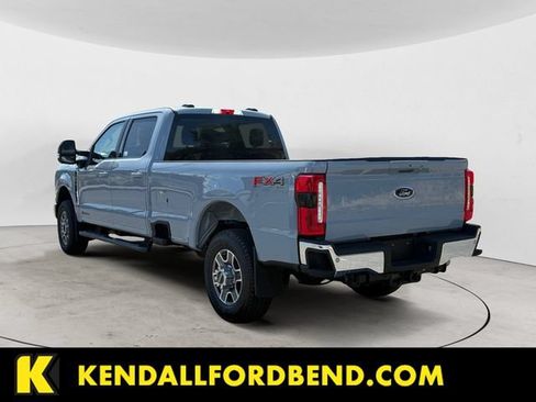 Used 2025 Ford F350 Lariat w/ FX4 Off-Road Package AWD/4WD image 7