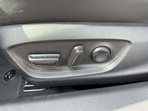 Certified 2022 Toyota Camry XSE w/ Navigation Upgrade Package image 20