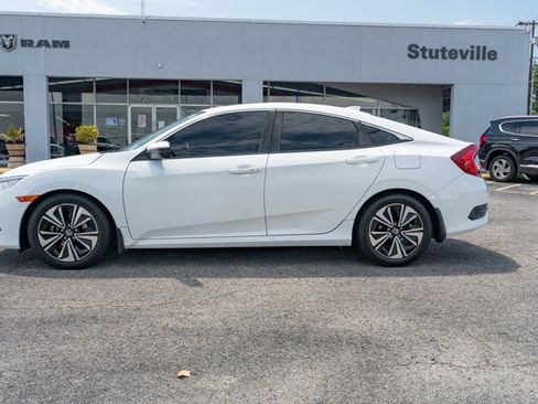 Used 2017 Honda Civic EX-L image 2