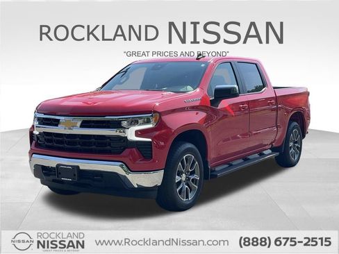 Used 2025 Chevrolet Silverado 1500 LT AWD/4WD image 1
