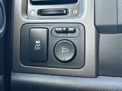 Used 2011 Honda CR-V LX image 29