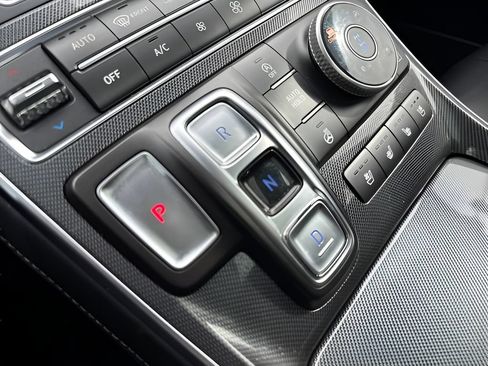 Used 2021 Hyundai Santa Fe Limited AWD/4WD image 21