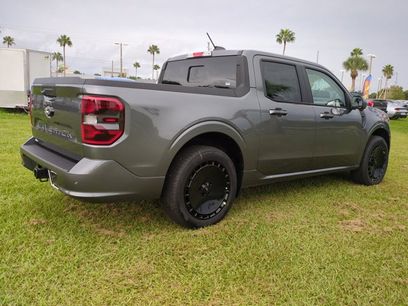 New 2025 Ford Maverick Lobo