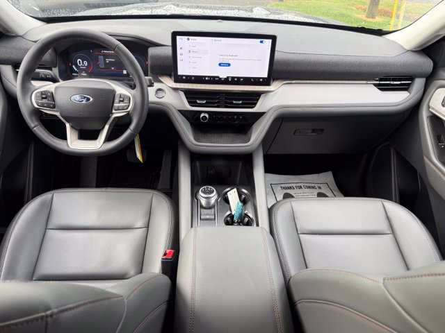 Used 2026 Ford Explorer Active w/ Active Comfort Package RWD image 18