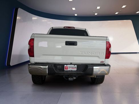 Used 2017 Toyota Tundra SR5 w/ SR5 Upgrade Package RWD image 4